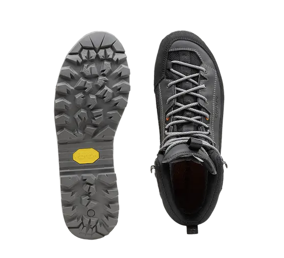 Crispi Women's Altitude hunting boot — GORE-TEX Nubuck upper detail